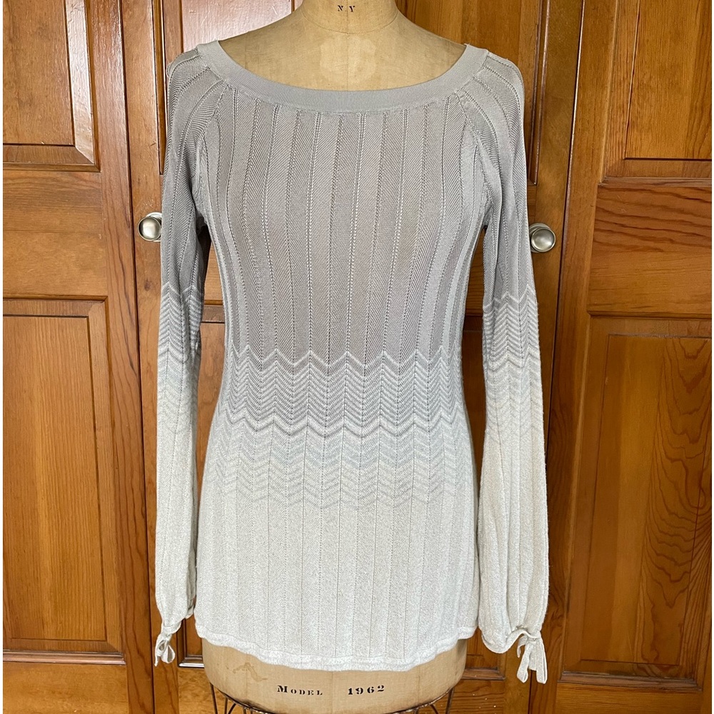 WHITE HOUSE BLACK MARKET Tunic Sweater Gray White and Silver  - EUC